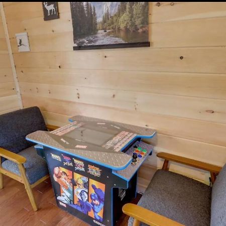 New Serene, Fun & Comfy Cabin- Covered Deck, Grill, Arcade マーフィ エクステリア 写真